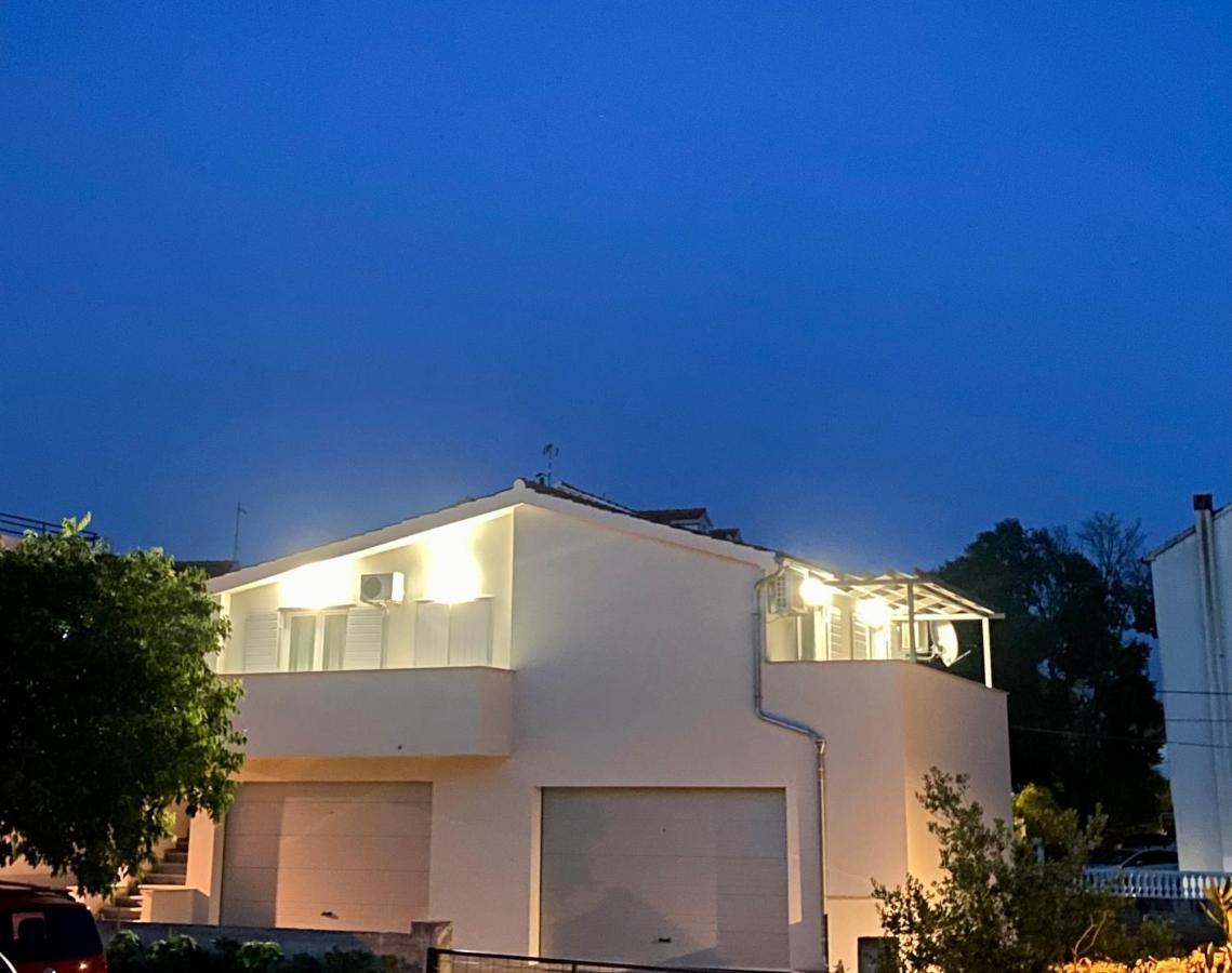 Villa Adria Vodice Exterior foto